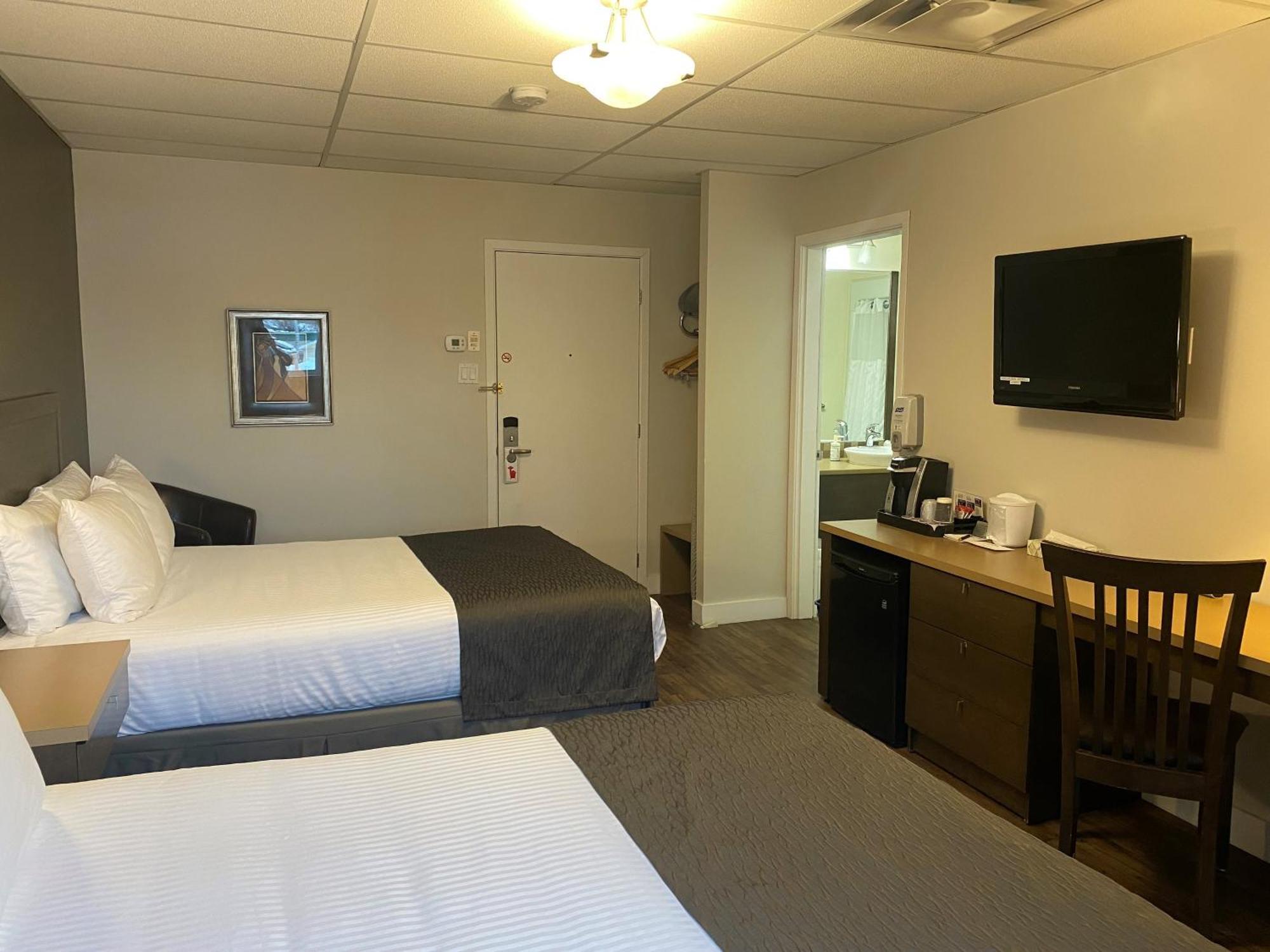 Hotel Centre-Ville Montmagny Kültér fotó